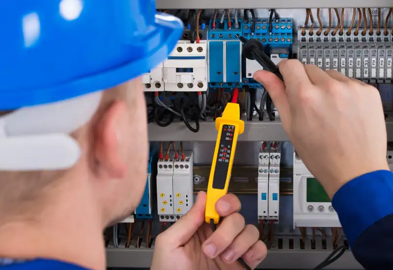 Prüfung elektrischer Anlagen durch Jansen Elektrotechnik gemäß DIN VDE 0100-600 und DIN VDE 0701/0702 – sicher und normgerecht