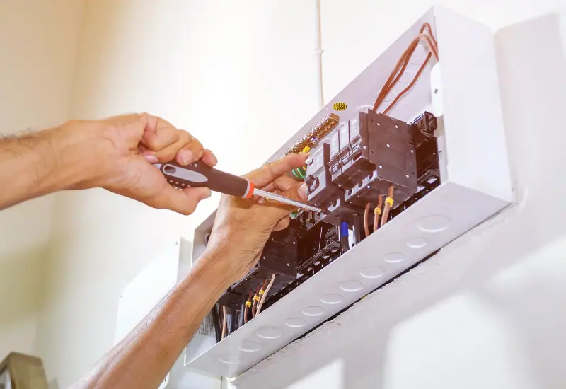 Schneller 24h-Notdienst von Jansen Elektrotechnik – Soforthilfe bei Stromausfall, Reparaturen und Anschlüssen durch erfahrene Elektriker